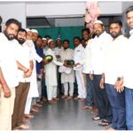మైనార్టీ సోదరులకు పనులు పంపిణీ చేసిన సబిత ఆనంద్ పౌండేషన్